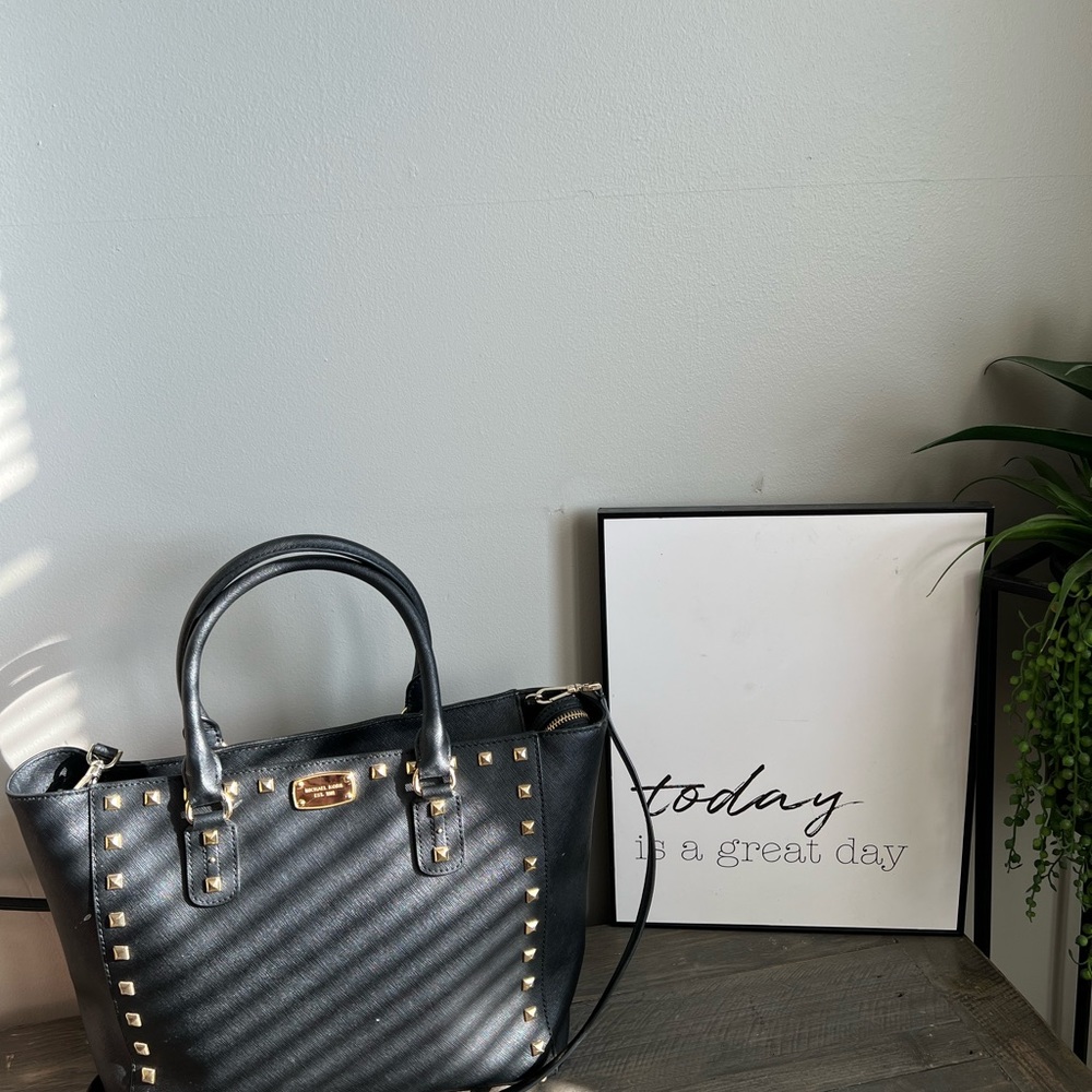 Micheal Kors Purse